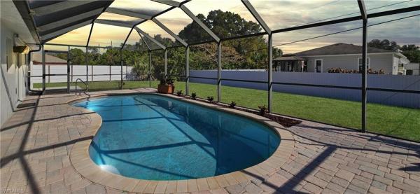 Fort Myers Residential, 6078 Laurelwood Dr, Fort Myers, Florida 33905, image 3