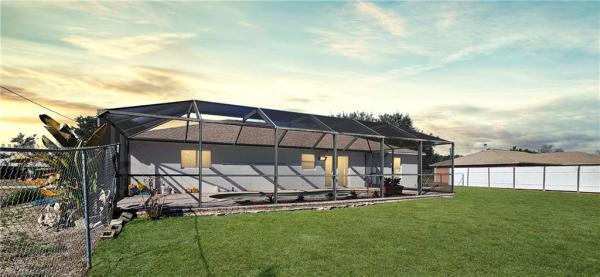 Fort Myers Residential, 6078 Laurelwood Dr, Fort Myers, Florida 33905, image 1