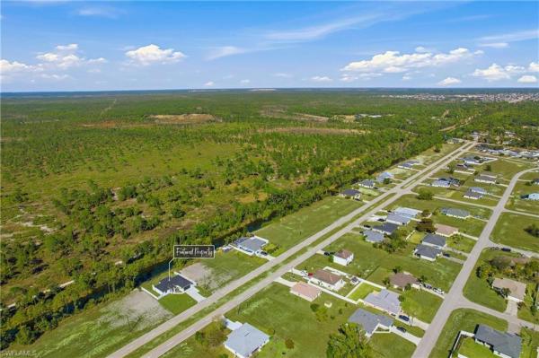 Cape Coral Residential, 317 Wilmington Pkwy, Cape Coral, Florida 33993, image 2