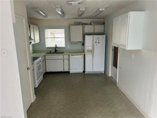 Cape Coral Residential, 1412 29th Ter, Cape Coral, Florida 33904, image 3