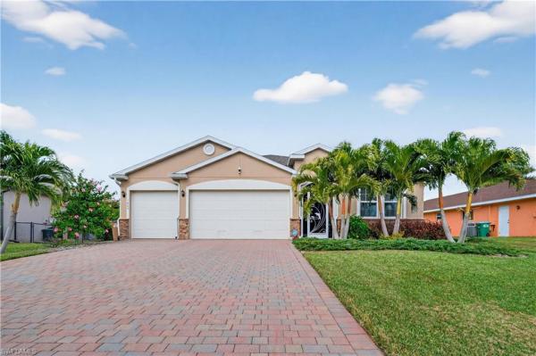 Cape Coral Residential, 1807 40th Ter, Cape Coral, Florida 33914, image 3