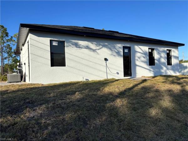 Lehigh Acres, 800 5th St, Lehigh Acres, Florida 33972, image 3