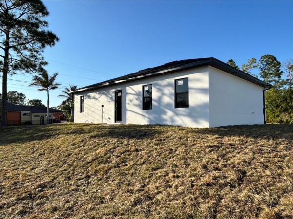 Lehigh Acres, 800 5th St, Lehigh Acres, Florida 33972, image 1