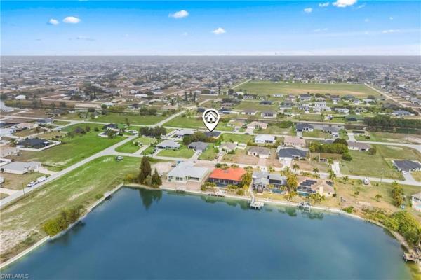 Cape Coral Residential, 308 NE 19th Ter, Cape Coral, Florida 33909, image 2