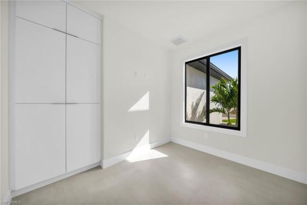 Cape Coral Residential, 1322 NE 6th Pl, Cape Coral, Florida 33909, image 3