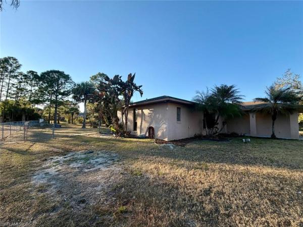 Lehigh Acres, 409 Mcarthur Ave, Lehigh Acres, Florida 33936, image 3