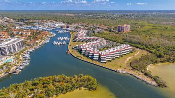 3181 Matecumbe Key Rd #4, Punta Gorda, Florida 33955, image 2