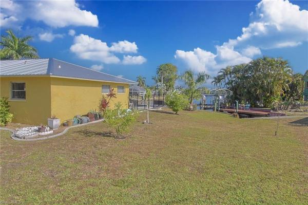 Morse Shores, 147 Coral Dr, Fort Myers, Florida 33905, image 2