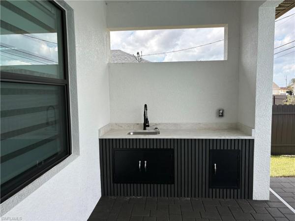 Cape Coral, 213 E Kismet Pkwy, Cape Coral, Florida 33909, image 1