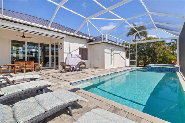 Cape Coral, 1914 SE 21st St, Cape Coral, Florida 33990, image 2
