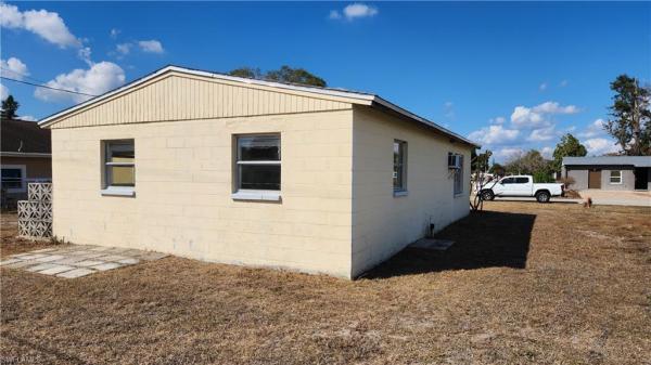 Lehigh Acres, 1169 Cherokee Ave, Lehigh Acres, Florida 33936, image 3