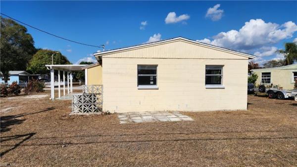 Lehigh Acres, 1169 Cherokee Ave, Lehigh Acres, Florida 33936, image 2