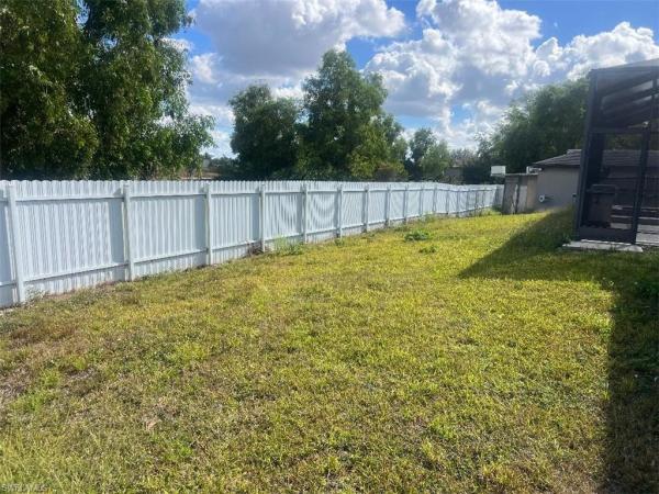 725 S Castlestone Ave, Lehigh Acres, Florida 33974, image 1
