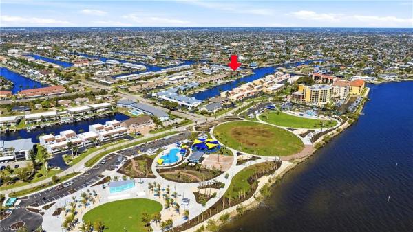 River Harbor Club, 4005 19th Pl #8, Cape Coral, Florida 33904, image 2