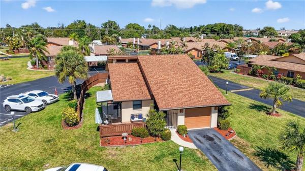 Royal Woods, 17342 Birchwood Ln, Fort Myers, Florida 33908, image 2