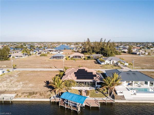 Cape Coral, 2828 NW 46th Ave, Cape Coral, Florida 33993, image 1