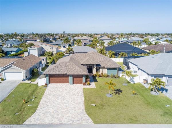 Cape Coral Residential, 1807 46th Ter, Cape Coral, Florida 33914, image 2