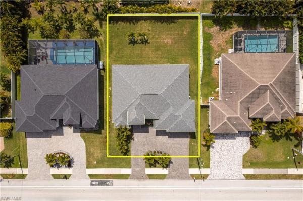 Cape Coral Residential, 2720 W Beach Pkwy, Cape Coral, Florida 33914, image 2