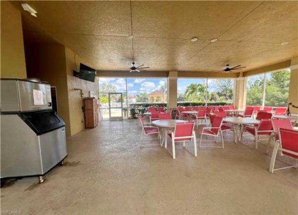 Island Cove Of Cape Coral, 1789 Four Mile Cove Pkwy #525, Cape Coral, Florida 33990, image 2