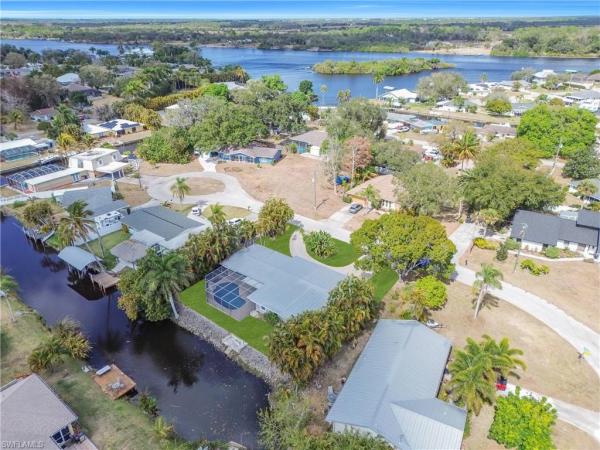 Paradise Shores, 14819 Randolph Ct, Fort Myers, Florida 33905, image 2