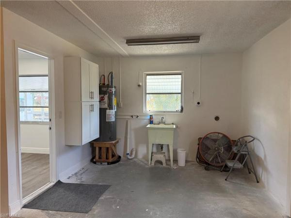 Holeusa Estates, 72 Cardinal Dr, North Fort Myers, Florida 33917, image 2