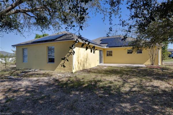Cape Coral Residential, 316 NW 12th Pl, Cape Coral, Florida 33993, image 2
