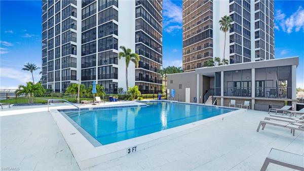 Pointe Royale, 1900 Virginia Ave #1001, Fort Myers, Florida 33901, image 2