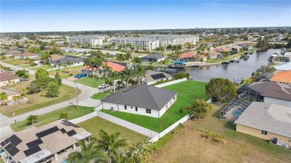 Cape Coral, 1726 36th Ter, Cape Coral, Florida 33914, image 2