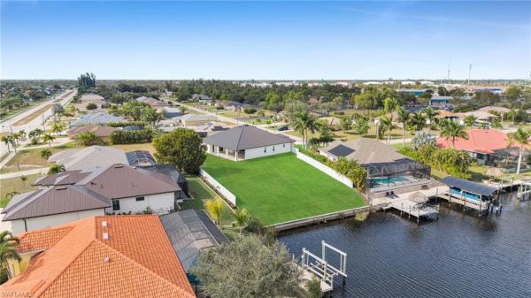 Cape Coral, 1726 36th Ter, Cape Coral, Florida 33914, image 1