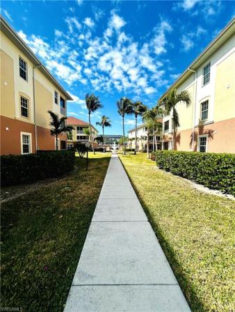 Van Loon Commons, 1137 Van Loon Commons Cir #202, Cape Coral, Florida 33909, image 2