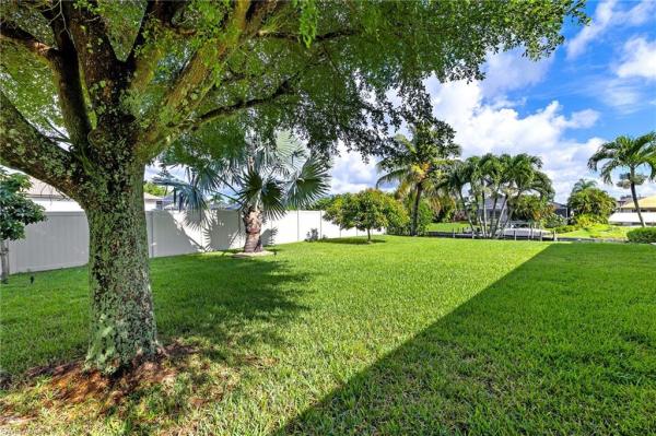 Cape Coral, 2013 SW 31st Ter, Cape Coral, Florida 33914, image 2