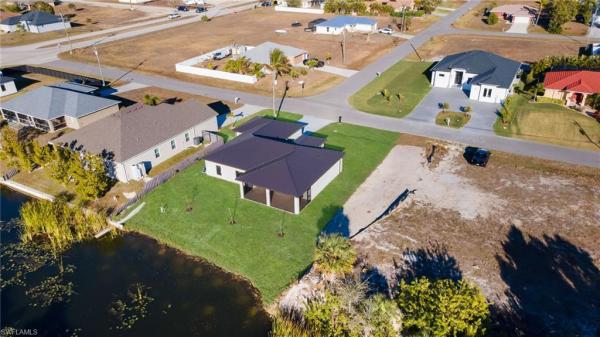 Cape Coral Residential, 16 SW 22nd Ave, Cape Coral, Florida 33991, image 2