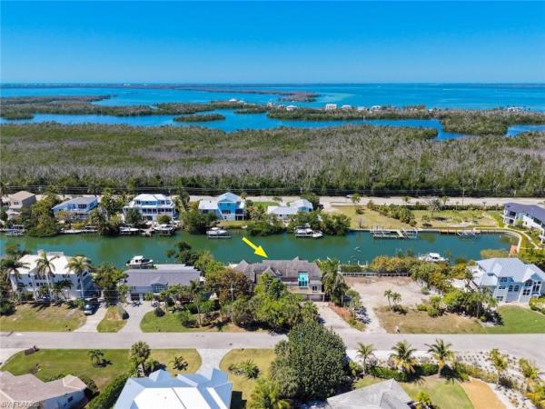 Sanibel Isles, 1751 Jewel Box Dr, Sanibel, Florida 33957, image 2