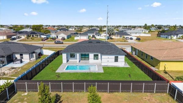 Cape Coral Residential, 624 W Tropicana Pkwy, Cape Coral, Florida 33993, image 3