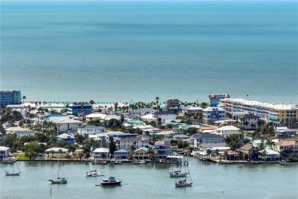 896 Buttonwood Dr #108, Fort Myers Beach, Florida 33931, image 1