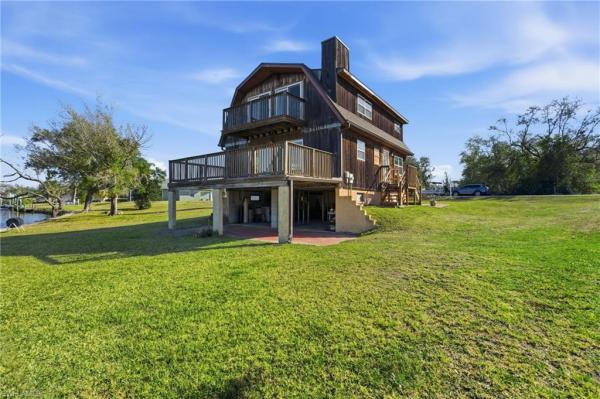 373 Hile Ln, Punta Gorda, Florida 33982, image 2