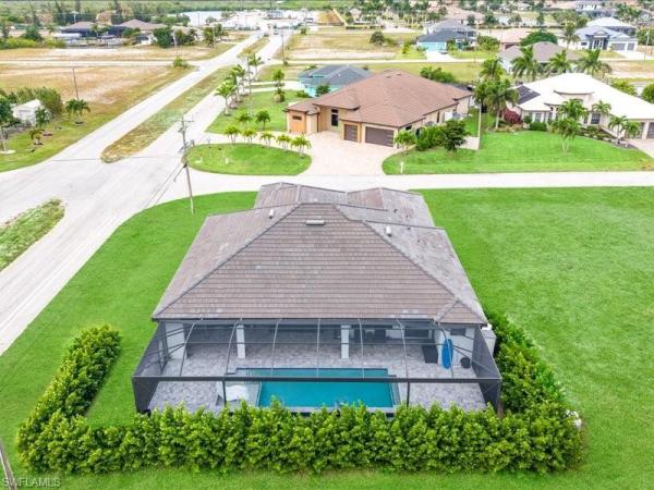 801 38th Pl, Cape Coral, Florida 33993, image 1