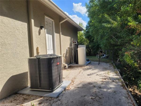 Lehigh Acres, 3217 W 50th St, Lehigh Acres, Florida 33971, image 3