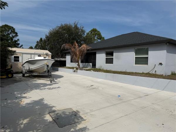 Lehigh Acres, 3601 SW 18th St, Lehigh Acres, Florida 33976, image 2