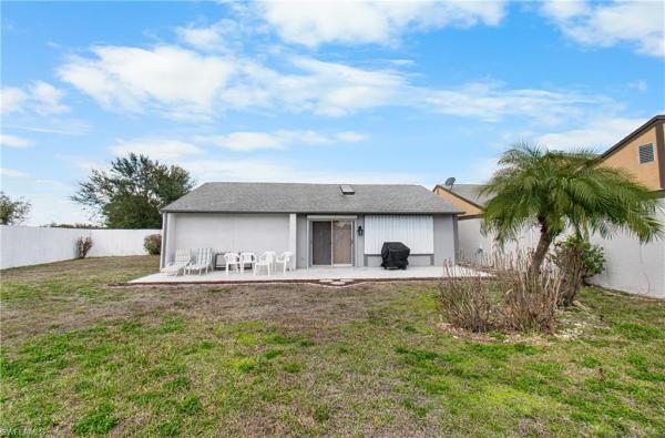 Woodcrest Village, 9777 Oakcrest Ct, Lehigh Acres, Florida 33936, image 2