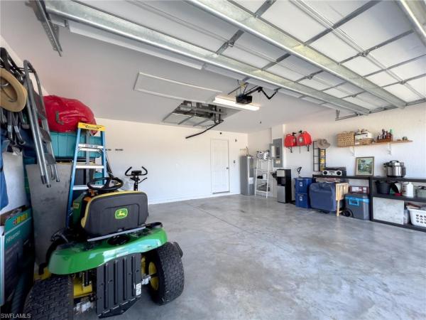 Cape Coral Residential, 2507 8th Pl, Cape Coral, Florida 33993, image 2
