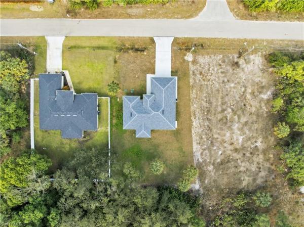 Lehigh Acres, 2715 W 28th St, Lehigh Acres, Florida 33971, image 2
