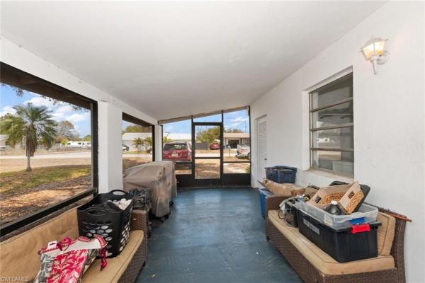 Berts Bayshore Manor, 243 Lakeview Dr, North Fort Myers, Florida 33917, image 2