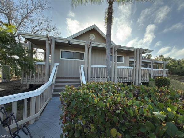 Island Park Village, 6641 Rolland Ct, Fort Myers, Florida 33908, image 1