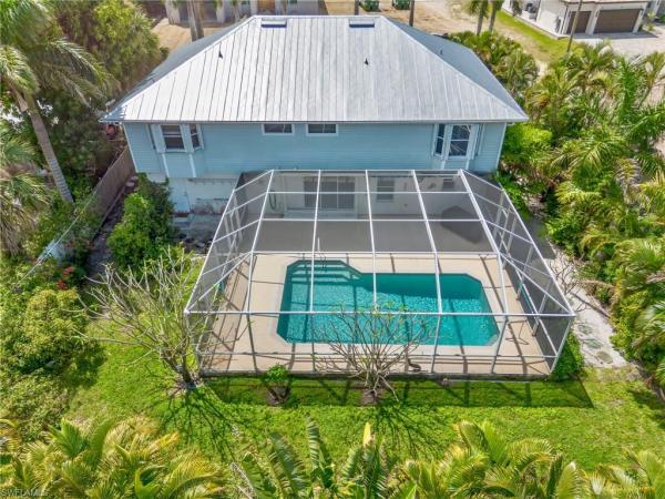 Cape Coral Residential, 647 Coral Dr, Cape Coral, Florida 33904, image 2