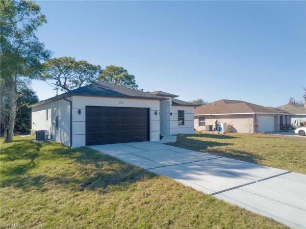 Greenbriar, 1827 Tomaso Ave, Lehigh Acres, Florida 33972, image 3