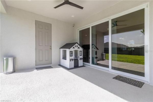 Cape Coral Residential, 209 SW 10th Pl, Cape Coral, Florida 33991, image 2