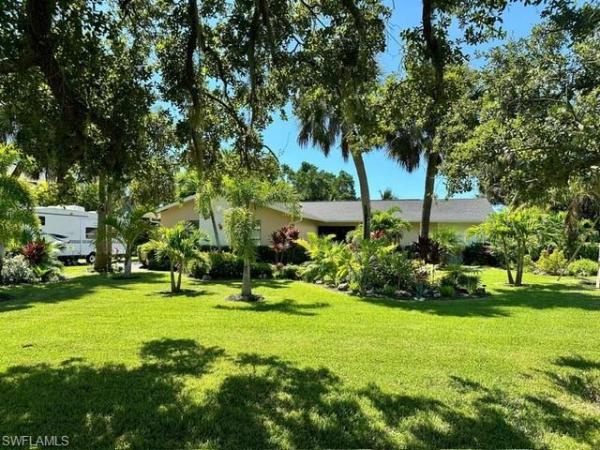 Heritage Farms, 7337 Lake Dr, Fort Myers, Florida 33908, image 1