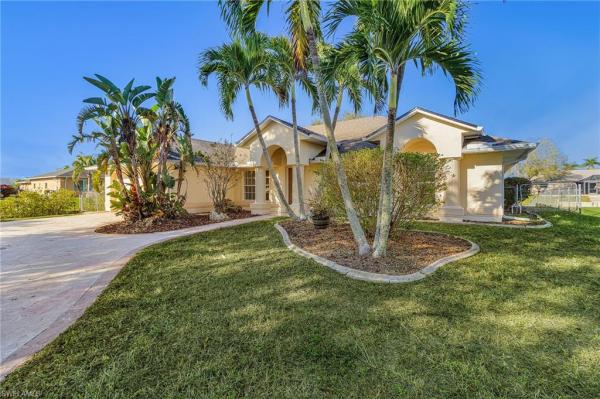 Cape Coral, 2236 SE 11th Pl, Cape Coral, Florida 33990, image 1