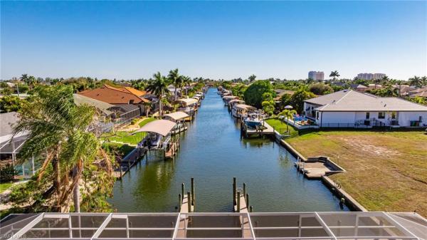 Cape Coral, 828 52nd St, Cape Coral, Florida 33914, image 2